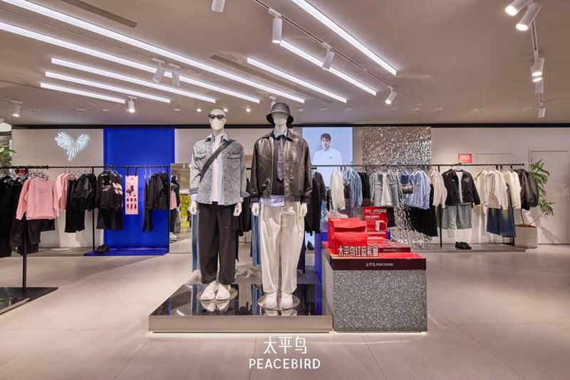 男装零售业的新趋势：个性化与智能化